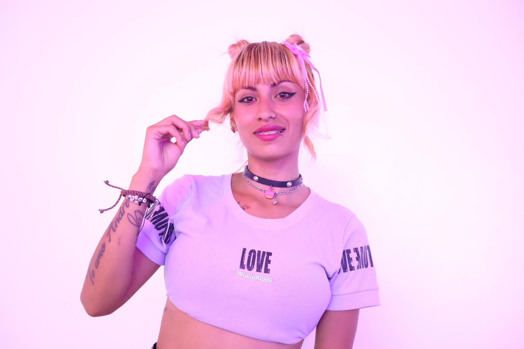 webcam model MilaRouge from XloveCam webcam model MilaRouge from XloveCam