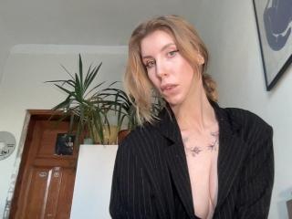 Lalililna Anal en Webcam Live - Photo 12/21