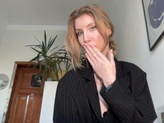 Lalililna Anal en Webcam Live - Photo 11/21