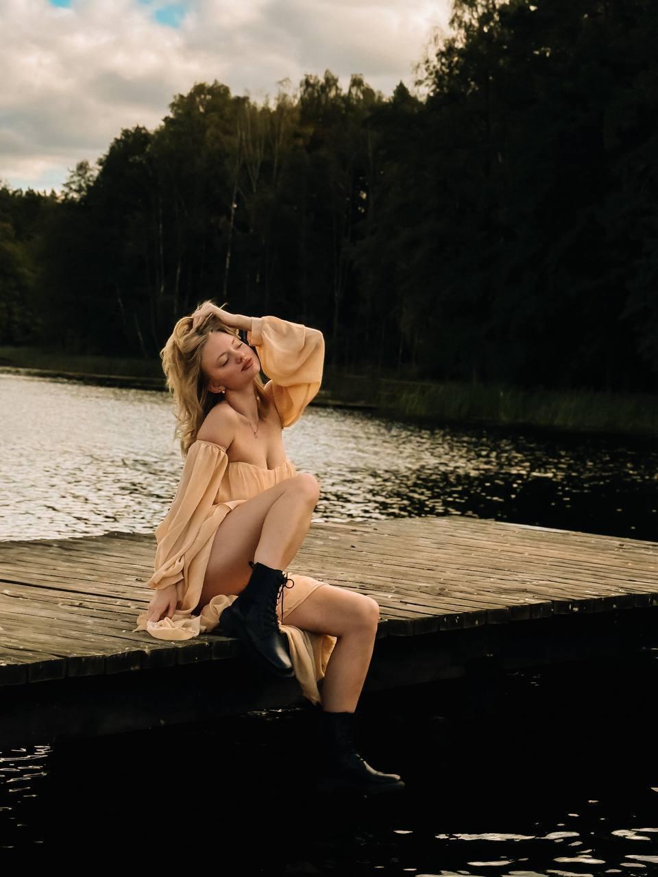 webcam model CrystalHope from XloveCam webcam model CrystalHope from XloveCam