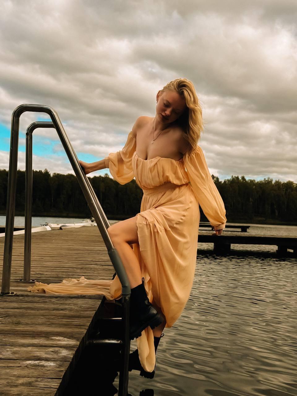 webcam model CrystalHope from XloveCam webcam model CrystalHope from XloveCam