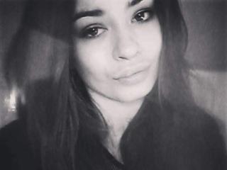 AnnaGorgeous Webcam Porno Live - Photo 5/8