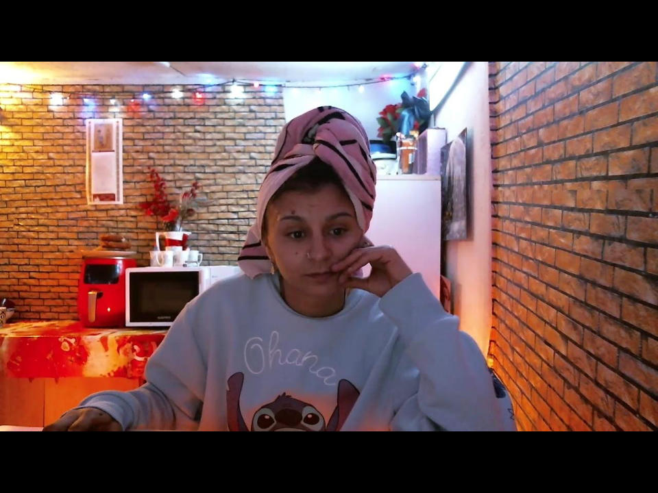 CoupleRealX — live cam photo 2