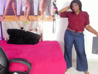 Ebonyy69 Seins Liveshow - Photo 13/21