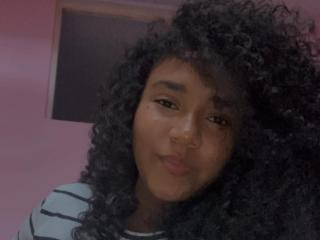 AmaraRuiz Webcam Porno Live - Photo 4/17