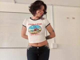 AluDamn Webcam Porno Live - Photo 4/21