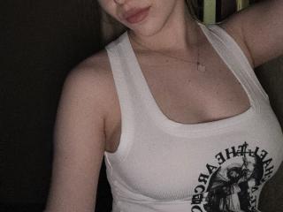 SugarrX Blowjob XXX Cams - Photo 18/21