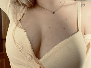 SugarrX Blowjob XXX Cams - Photo 16/21