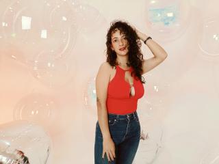 AmaraYasbel Webcam Porno Live - Photo 9/19