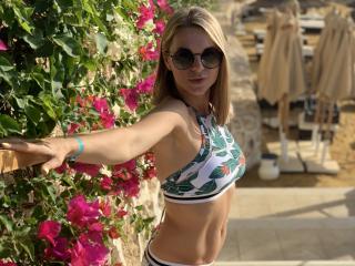 BelleLisaG Live Cam Porn - Photo 10/21