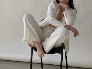 ReginaWein Sex Brunette - Photo 7/21