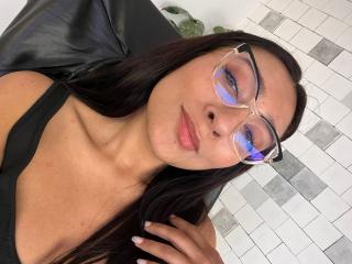 AmelineRousseau Webcam Porno Live - Photo 21/21