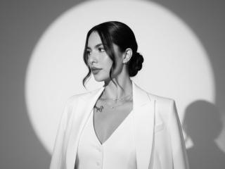 AlmaTease Webcam Porno Live - Photo 4/21