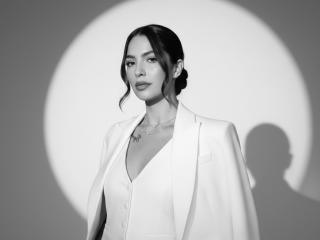 AlmaTease Image Gallery