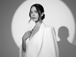 AlmaTease Image Gallery