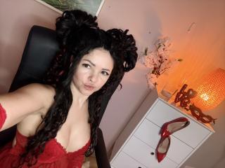 MollyBrunett - Live sex cams model