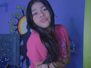 BadKristty Live Cam Porn - Photo 18/21