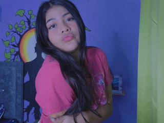 BadKristty Live Cam Porn - Photo 17/21