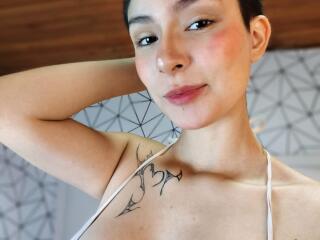 IsabellaHallad Chatte en Chaleur - Photo 20/21