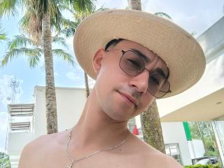 Photo de OliverHot69