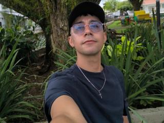 Photo de OliverHot69