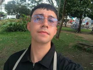 Photo de OliverHot69