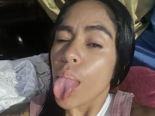 StellaBeckker Blowjob XXX Cams - Photo 18/21