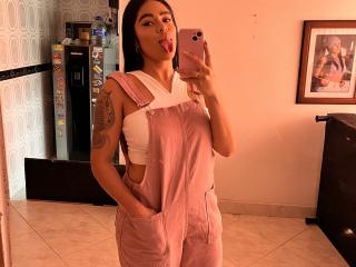 StellaBeckker Blowjob XXX Cams - Photo 16/21