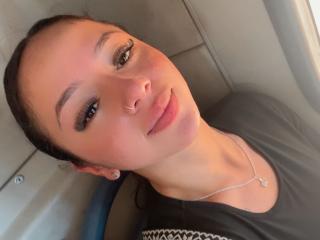 KloeThompson Boobs XXX Direct - Photo 5/21