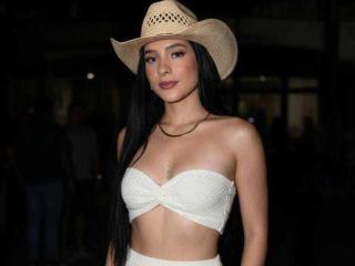 SofiLuxury Blowjob XXX Cams - Photo 9/21