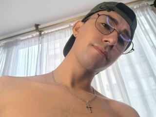 Photo de OliverHot69