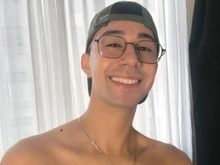 Photo de OliverHot69