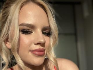 AviciAura Webcam Porno Live - Photo 19/21