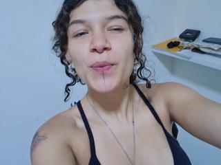 WendyBeckettX Voyeur Camera - Photo 5/21