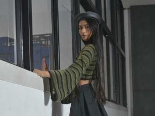 Thineva Love Webcams - Photo 16/17