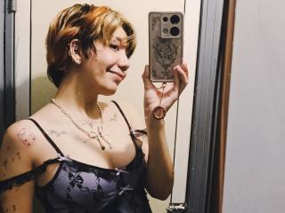 SukiBelle Blowjob XXX Cams - Photo 11/21