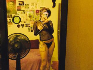 SukiBelle Blowjob XXX Cams - Photo 8/21