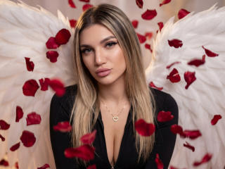 SelenaeMoore Fellation XXX Cams - Photo 4/21