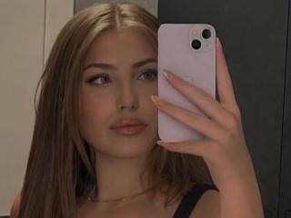 KattyLips Image Gallery