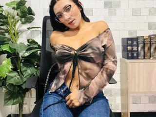 AmelineRousseau Webcam Porno Live - Photo 16/21