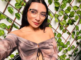 AmelineRousseau Webcam Porno Live - Photo 13/21