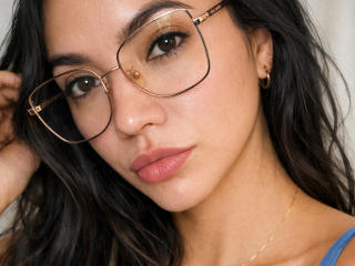 SofieWhite Blowjob XXX Cams - Photo 14/21