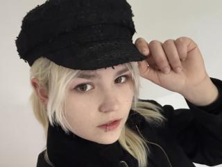 SweetLilyy Fellation XXX Cams - Photo 4/8