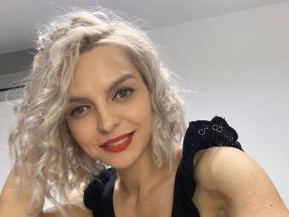 DouceAmelia Amateur Live Cam - Photo 16/21