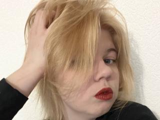 AminaBlooms Webcam Porno Live - Photo 18/21