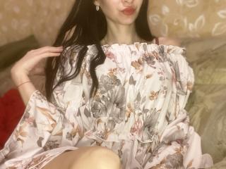 StarrySiren Blowjob XXX Cams - Photo 8/19