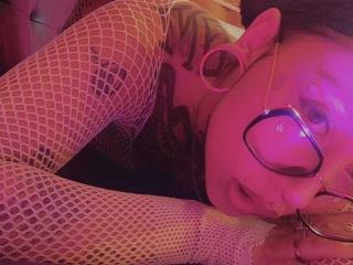 AmberKeller Webcam Porno Live - Photo 11/21