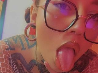 AmberKeller Webcam Porno Live - Photo 10/21