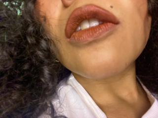 SophieSonyas Blowjob XXX Cams - Photo 17/21