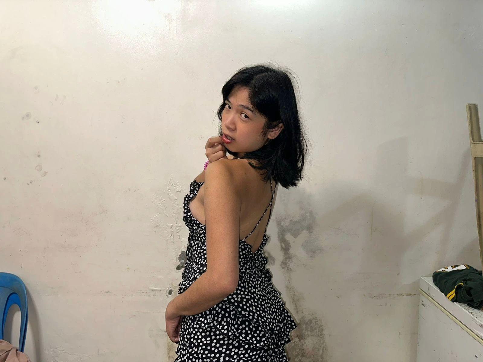 webcam model AsianSlut-hot from XloveCam webcam model AsianSlut-hot from XloveCam